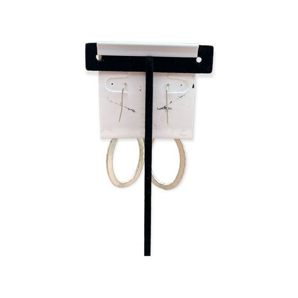 Best of Everything silver Tone Oval Fishhook Fashion Costume Jewelry - Picture 2 of 3